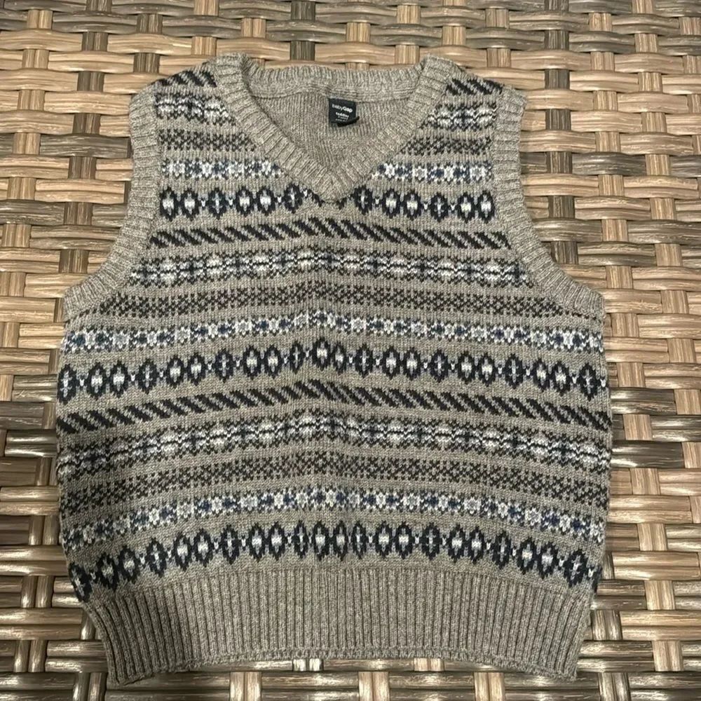 Gap vest